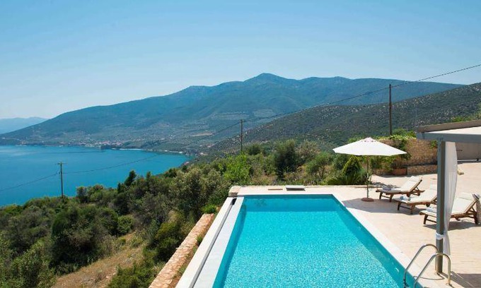 Kefalari Villa | 200 m² Villa ∙ 3 bedrooms ∙ 9 guests
