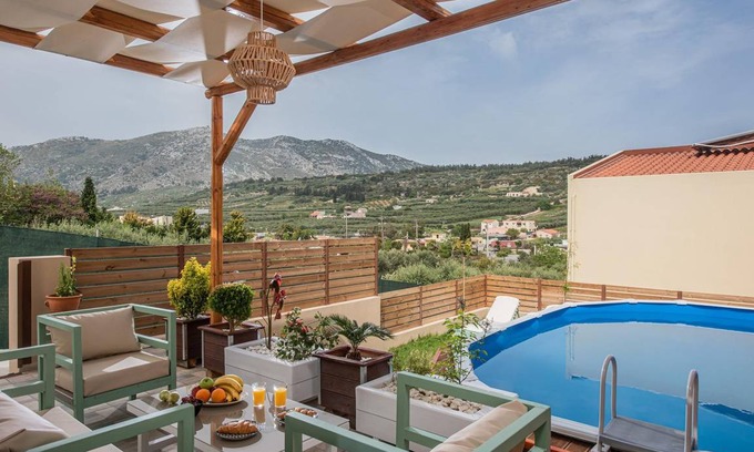 Archanes Villa | 210 m² Villa ∙ 6 bedrooms ∙ 18 guests