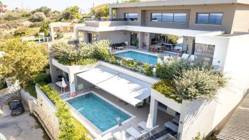 Kato Galatas Resort | 220 m² Resort ∙ 4 bedrooms ∙ 9 guests