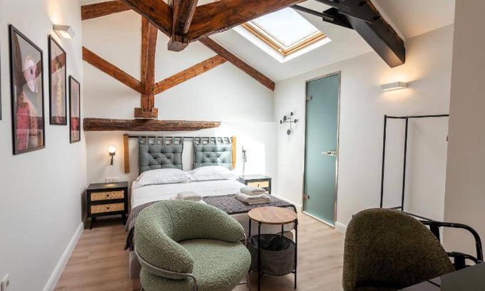 Lesvos Hostel | 24 m² Hostel ∙ 4 guests