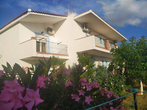 Mirina Apartment | 25 m² Apartment ∙ 3 guests