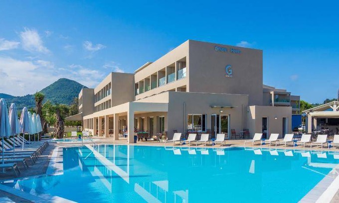 Messonghi Hotel | 25 m² Hotel ∙ 127 guests