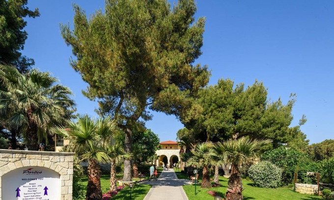 Nea Potidaia Resort | 25 m² Resort ∙ 10 guests