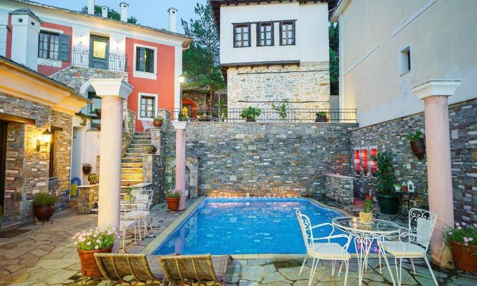Portaria Hotel | 250 m² Hotel ∙ 5 bedrooms ∙ 127 guests