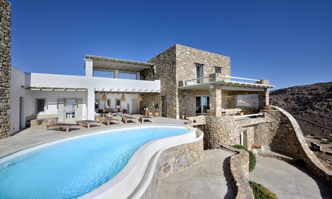 Paraga Villa | 250 m² Villa ∙ 4 bedrooms ∙ 10 guests