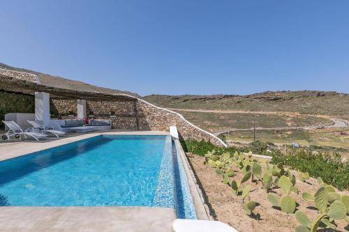 Panormos Villa | 250 m² Villa ∙ 8 guests