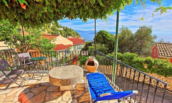 Katavolos Apartment | 26 m² Apartment ∙ 1 bedroom ∙ 2 guests