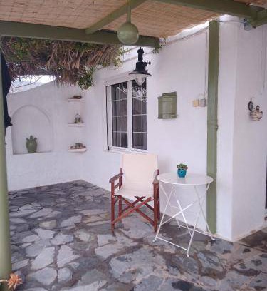 Alopronia House | 26 m² House ∙ 2 guests
