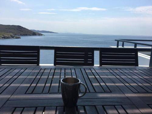 Exomvourgo Villa | 260 m² Villa ∙ 6 bedrooms ∙ 13 guests