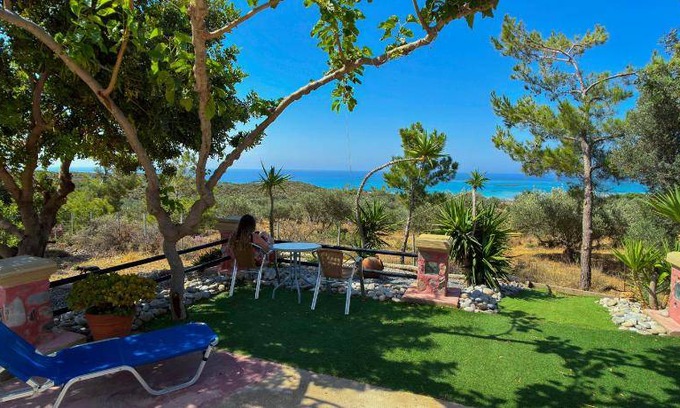 Livadia Apartment | 30 m² Apartment ∙ 4 guests