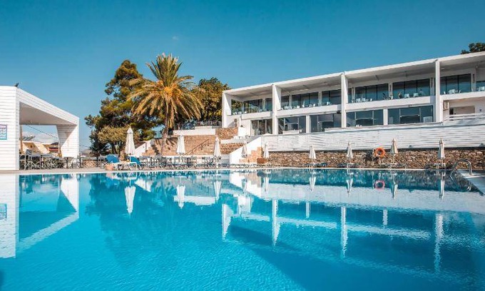Lardos Hotel | 32 m² Hotel ∙ 2 bedrooms ∙ 127 guests