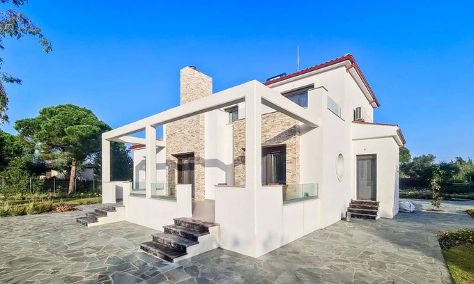 Vourvourou Villa | 340 m² Villa ∙ 6 bedrooms ∙ 16 guests