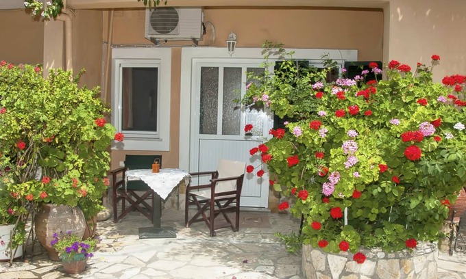 Sinarades Apartment | 35 m² Apartment ∙ 1 bedroom ∙ 3 guests