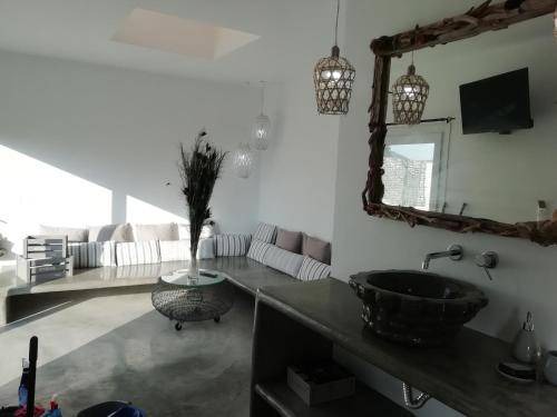 Milos Apartment | 35 m² Apartment ∙ 4 guests