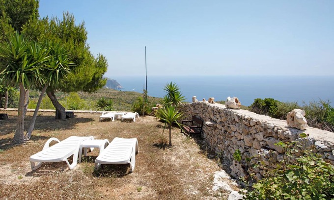 Agia Marina House | 35 m² House ∙ 1 bedroom ∙ 2 guests