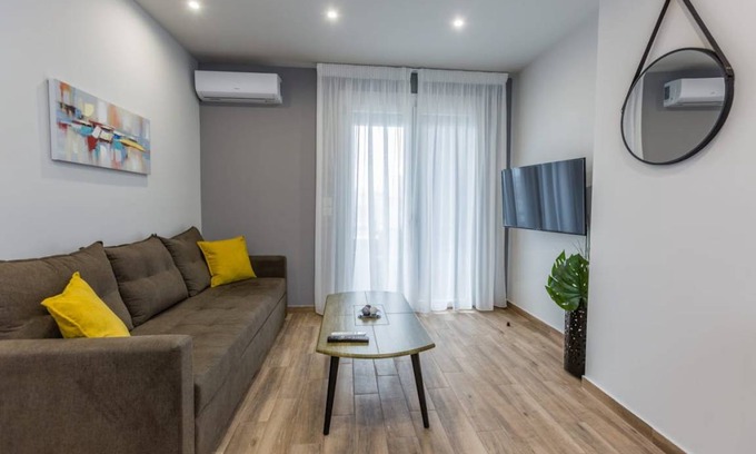 Dafni-Ymittos Apartment | 40 m² Apartment ∙ 1 bedroom ∙ 3 guests