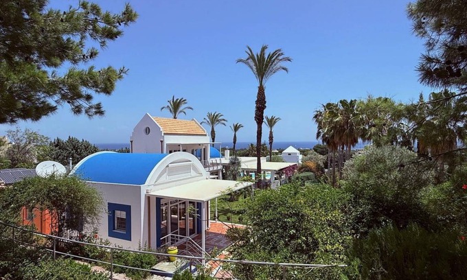 Asgourou House | 450 m² House ∙ 5 bedrooms ∙ 14 guests
