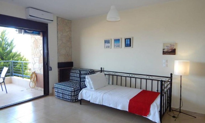 Pefkochori Apartment | 50 m² Apartment ∙ 2 bedrooms ∙ 5 guests