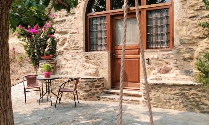 Monemvasia House | 50 m² House ∙ 1 bedroom ∙ 3 guests