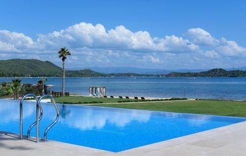 Vourvourou Villa | 500 m² Villa ∙ 8 bedrooms ∙ 16 guests
