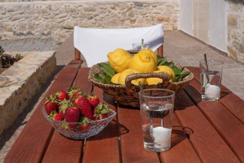 Gortyna Apartment | 55 m² Apartment ∙ 2 bedrooms ∙ 5 guests