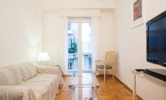 Pangrati Apartment | 60 m² Apartment ∙ 2 bedrooms ∙ 3 guests