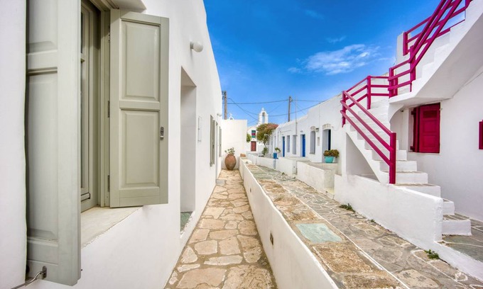 Folegandros Town House | 60 m² House ∙ 1 bedroom ∙ 3 guests