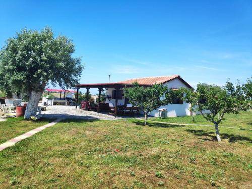 Komotini House | 60 m² House ∙ 3 bedrooms ∙ 6 guests