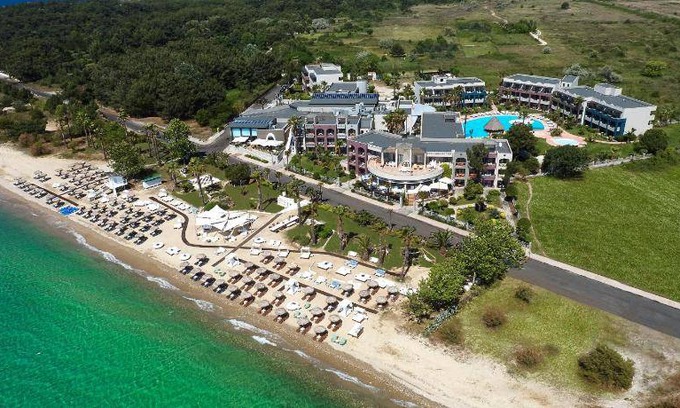 Ormos Prinou Resort | 64 m² Resort ∙ 2 bedrooms ∙ 127 guests
