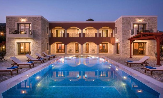 Ferma Villa | 650 m² Villa ∙ 8 bedrooms ∙ 16 guests