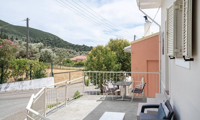 Sivros House | 70 m² House ∙ 3 bedrooms ∙ 4 guests