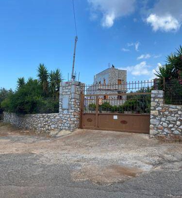 Omales House | 70 m² House ∙ 3 bedrooms ∙ 6 guests