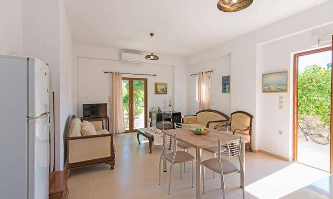 Heraklion Apartment | 72 m² Apartment ∙ 2 bedrooms ∙ 5 guests