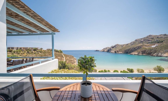 Serifos House | 75 m² House ∙ 2 bedrooms ∙ 4 guests
