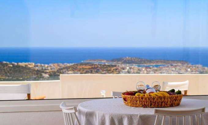 Agios Nikolaos House | 75 m² House ∙ 2 bedrooms ∙ 6 guests