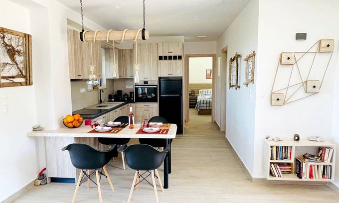 Vlakheronitissa Apartment | 80 m² Apartment ∙ 3 bedrooms ∙ 5 guests