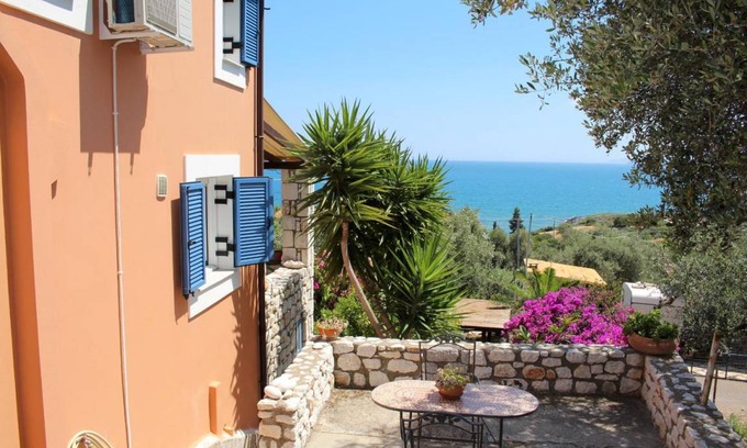 Aloizianika House | 80 m² House ∙ 1 bedroom ∙ 5 guests
