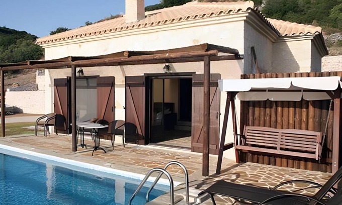 Lefkas Villa | 80 m² Villa ∙ 2 bedrooms ∙ 6 guests