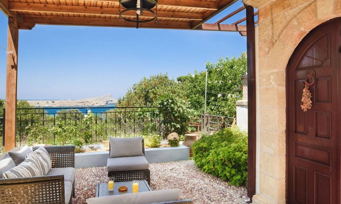 Lindos Villa | 80 m² Villa ∙ 2 bedrooms ∙ 4 guests