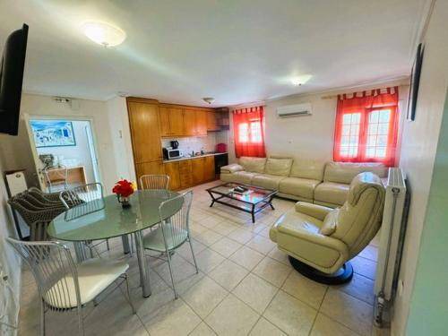 Ammoudia Apartment | 88 m² Apartment ∙ 2 bedrooms ∙ 4 guests