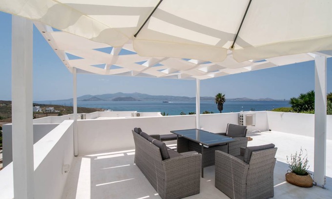 Stelida House | 89 m² Finca ∙ 2 bedrooms ∙ 5 guests