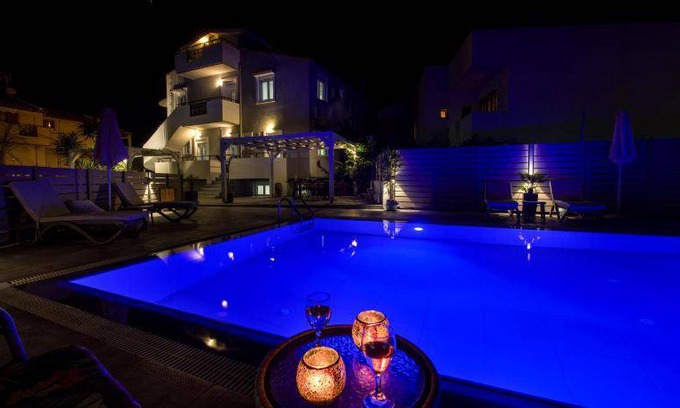 Panormos Apartment | 90 m² Serviced apartment ∙ 2 bedrooms ∙ 10 guests