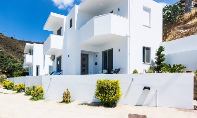 Mariou Villa | 90 m² Villa ∙ 2 bedrooms ∙ 4 guests