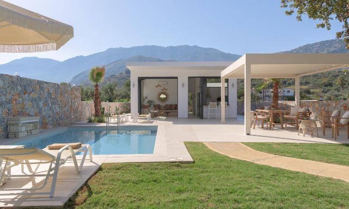 Mathes Villa | 90 m² Villa ∙ 2 bedrooms ∙ 6 guests