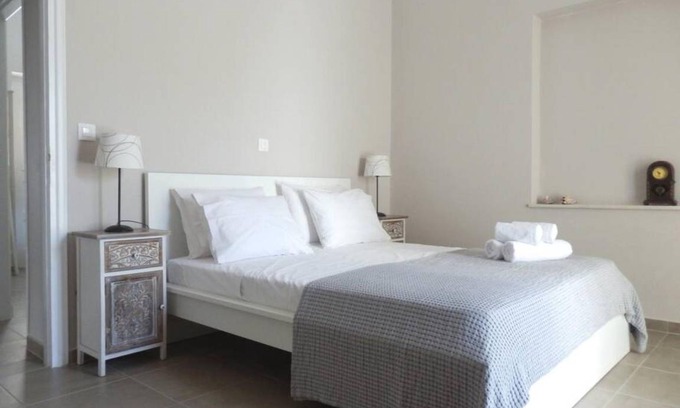 Tinos Town House | 94 m² House ∙ 2 bedrooms ∙ 6 guests
