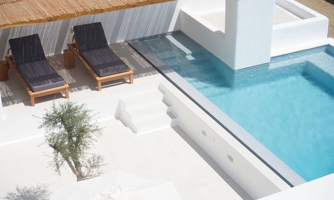 Naxos Town Apartment | Alio Suite with private swimming pool