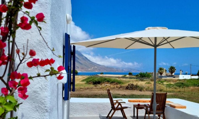 Trachilos House | All Season Lovely Seafront Cottage
