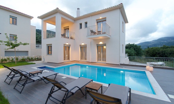 Makriotika Villa | Amarianos Villas