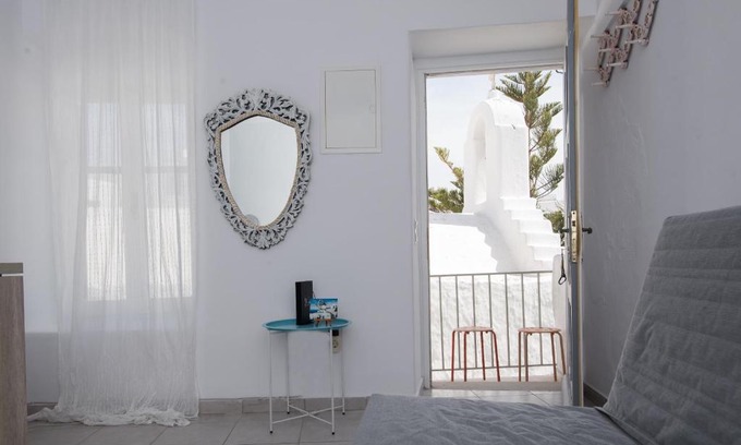 Mykonos Apartment | AnemomylosRooms ,unique-city center 1 bd apartment