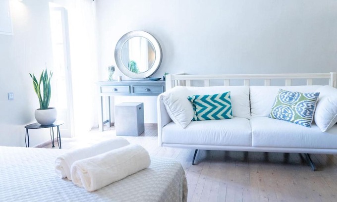 Fiskardo Apartment | Anna Maria's, cozy studio in the heart of Fiscardo